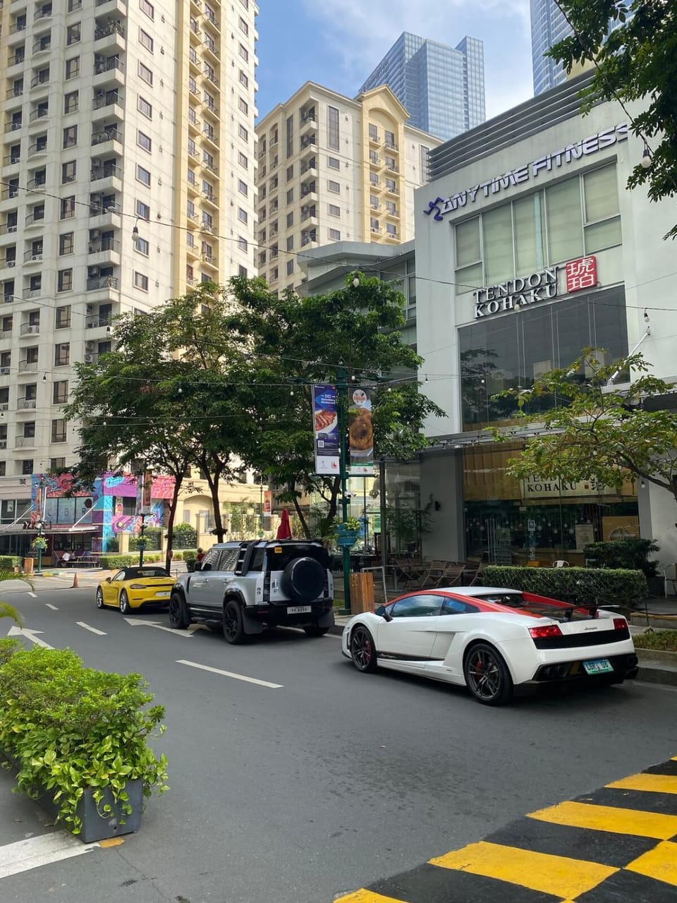 Avant at The Fort- City View Condo in Bonifacio Global City Apartment in Makati