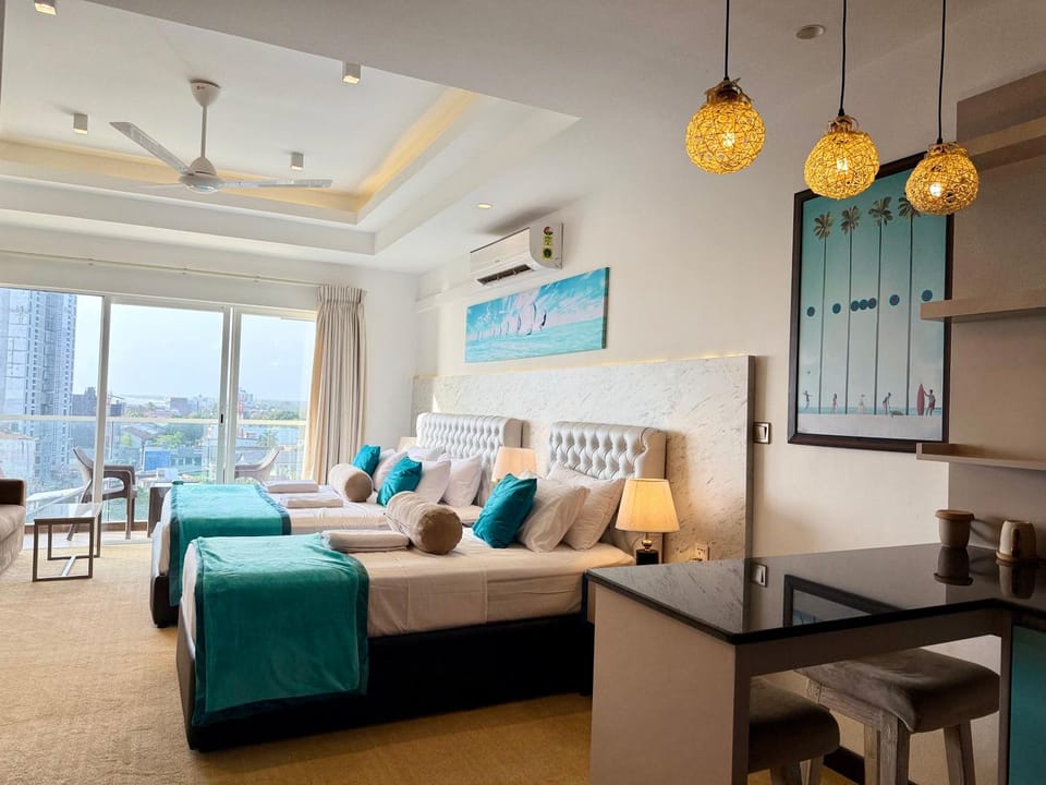 Bed, Living room, Photo of the whole room, Bedroom