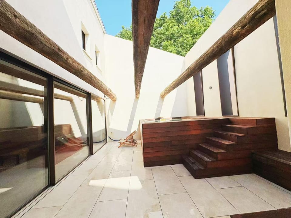 Patio, Swimming pool