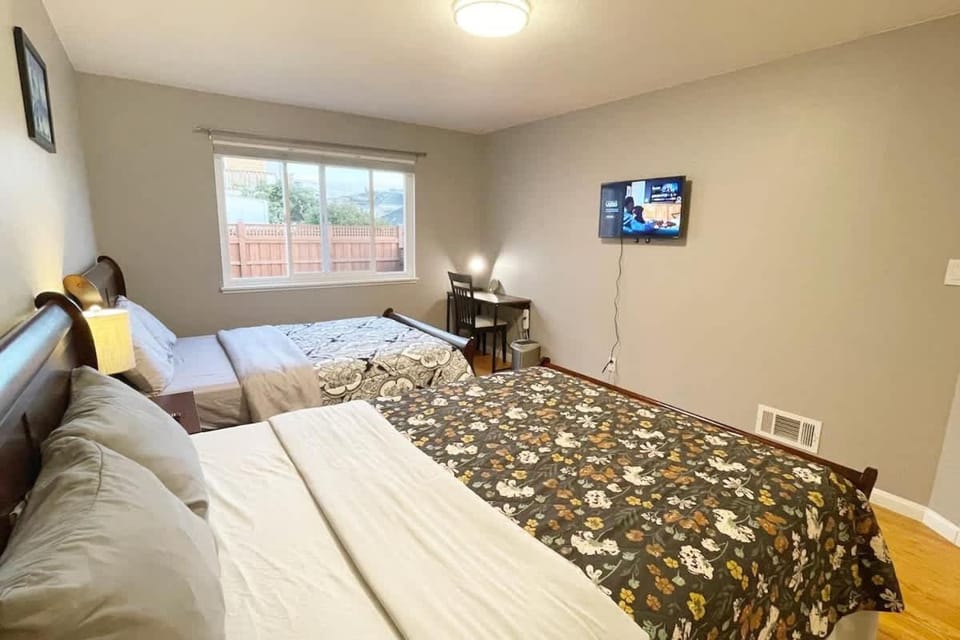 Comfortable 3Br 2 5ba Unit in SF House in San Francisco