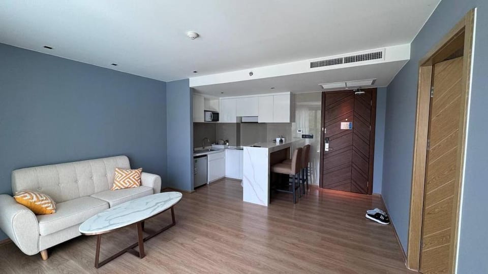 La Vita Rawai 1 Bdr Roof Pool Apartment in Rawai