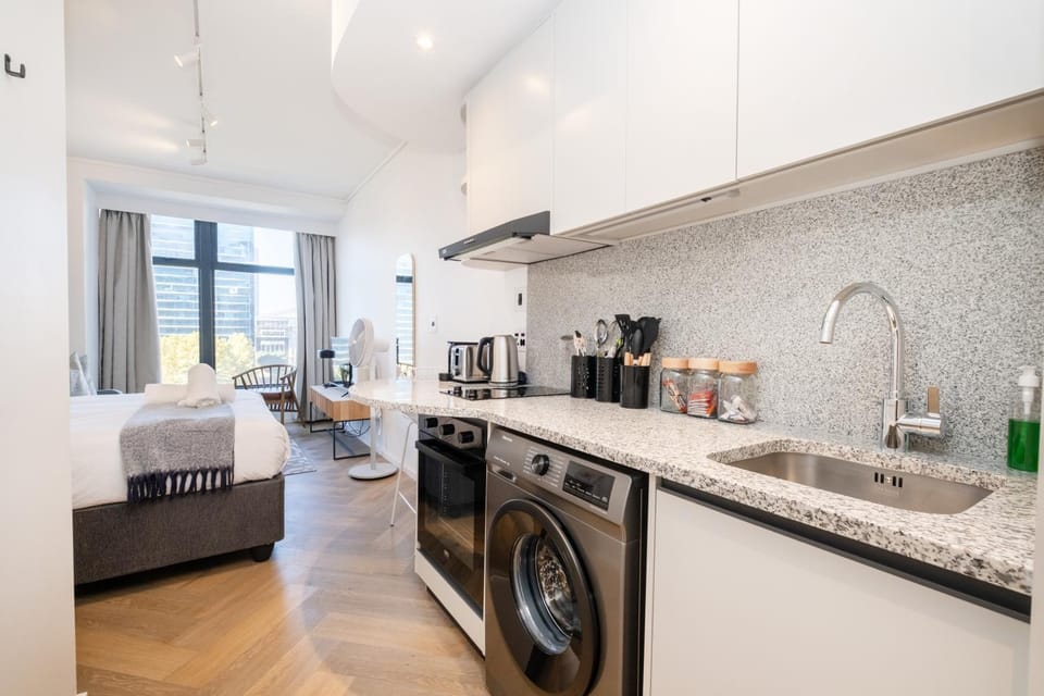 Coffee/tea facilities, Kitchen or kitchenette, washing machine