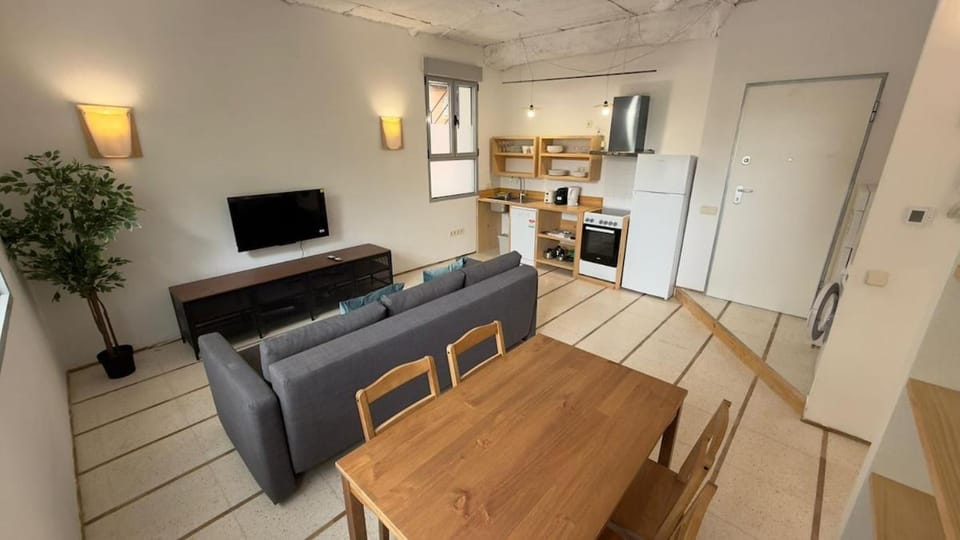 Stylish flat with natural light for 4 pax - LR1 Apartment in Madrid