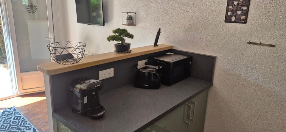 Green Village, Maison climatisée, 6 pers, piscine, wifi, garage, terrasse House in Agde