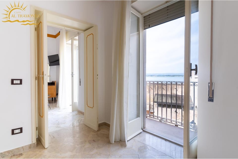 View (from property/room), Balcony/Terrace, Sea view
