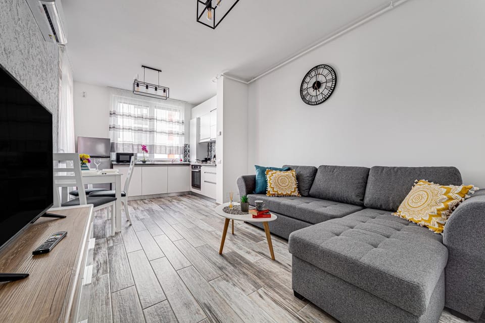 Kitchen or kitchenette, Living room, Seating area