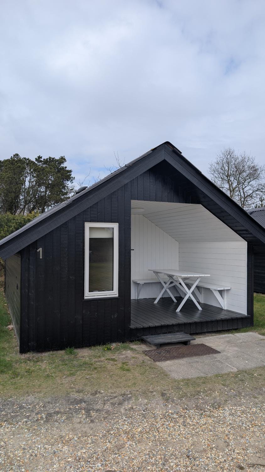 Henneby Camping - hytter Campground/ 
RV Resort in Henne Kirkeby