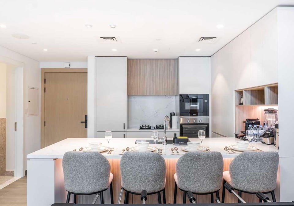 Coffee/tea facilities, Kitchen or kitchenette, Dining area, dishwasher