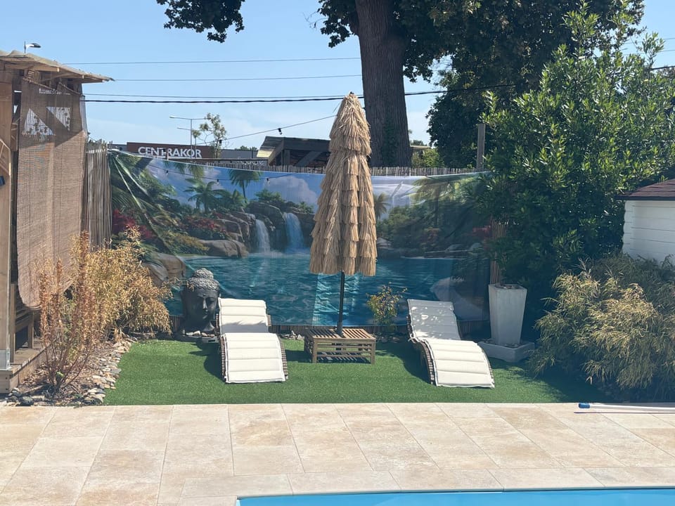 Pool view, Swimming pool, Swimming pool