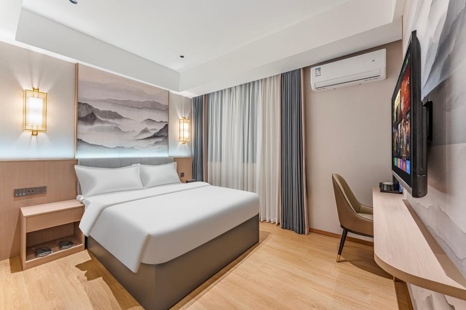 View (from property/room), Photo of the whole room