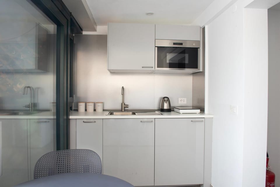 Coffee/tea facilities, Kitchen or kitchenette