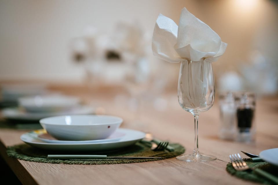 Food and drinks, Dining area, Food