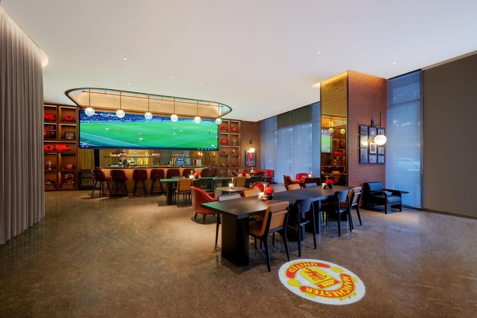 Lounge or bar