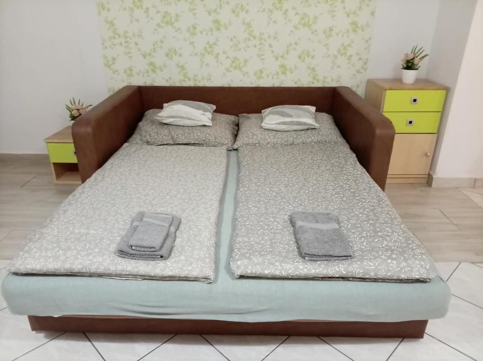 Fortuna Apartman Studio Apartment in Hungary