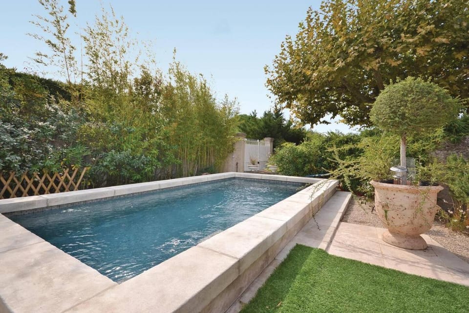 Mas Bosca Brun House in Cavaillon