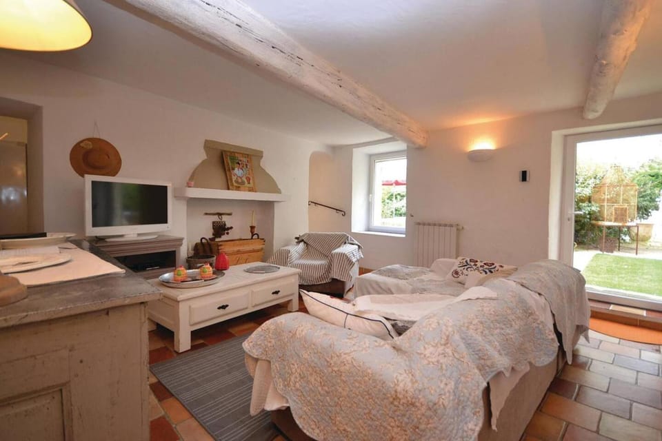Mas Bosca Brun House in Cavaillon