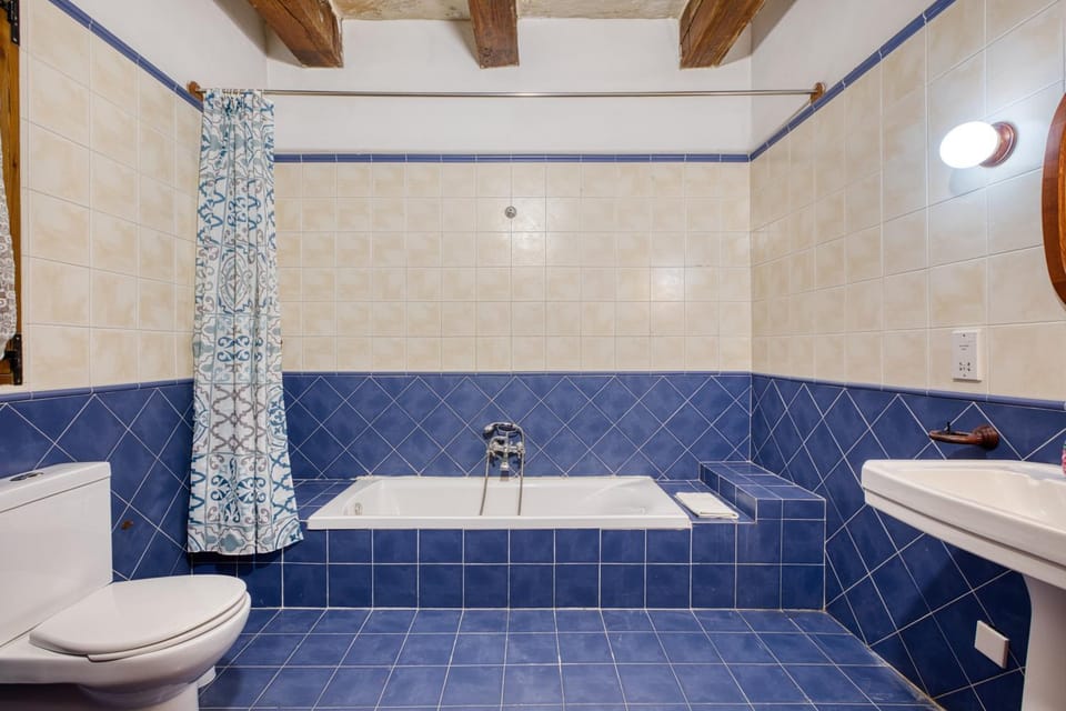 New to the market - Unique house with pool by SF Homes Apartment in Malta