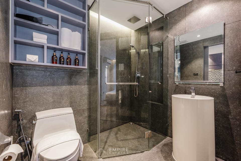 Shower, Toilet, Bathroom