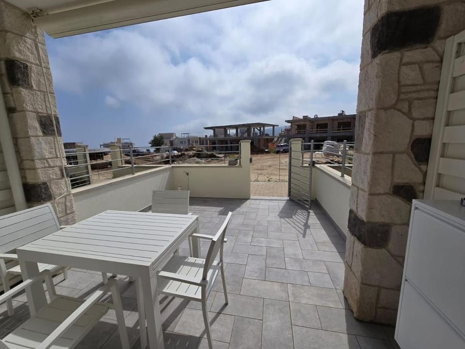 Patio, Balcony/Terrace, Dining area