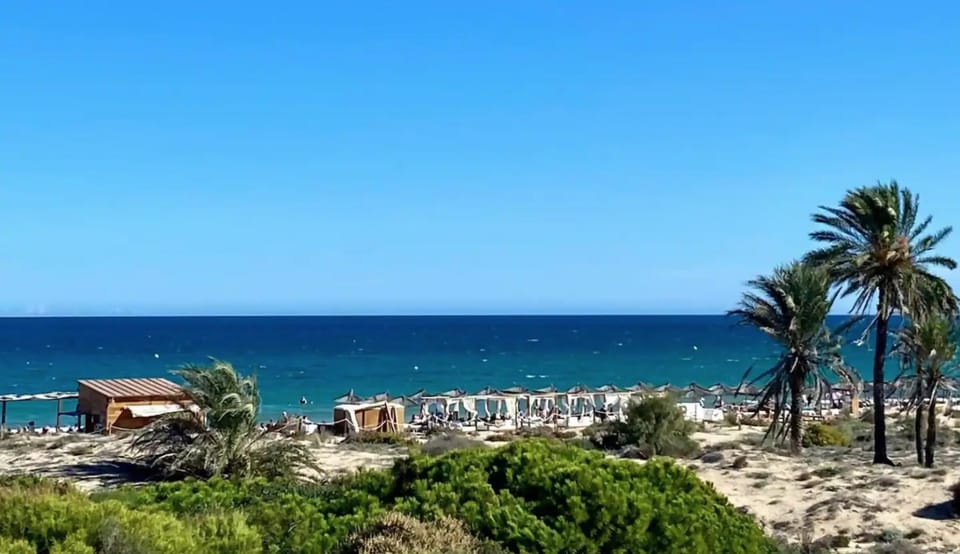 Nearby landmark, Beach