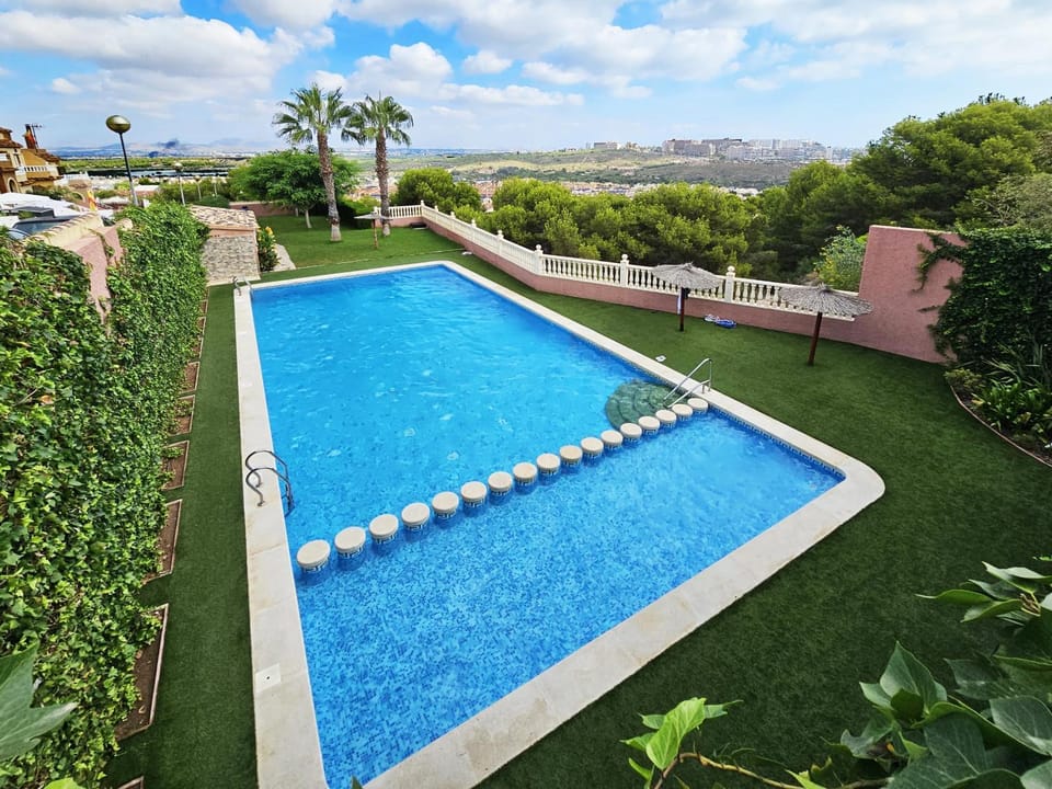 Pool view, Swimming pool