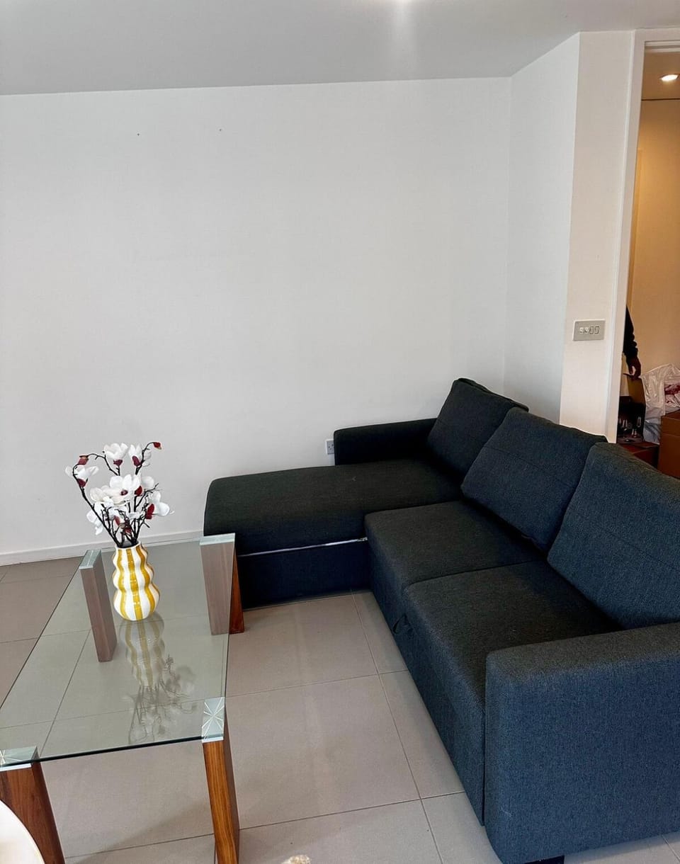 Modern flat Farringdon Apartment in London Borough of Islington
