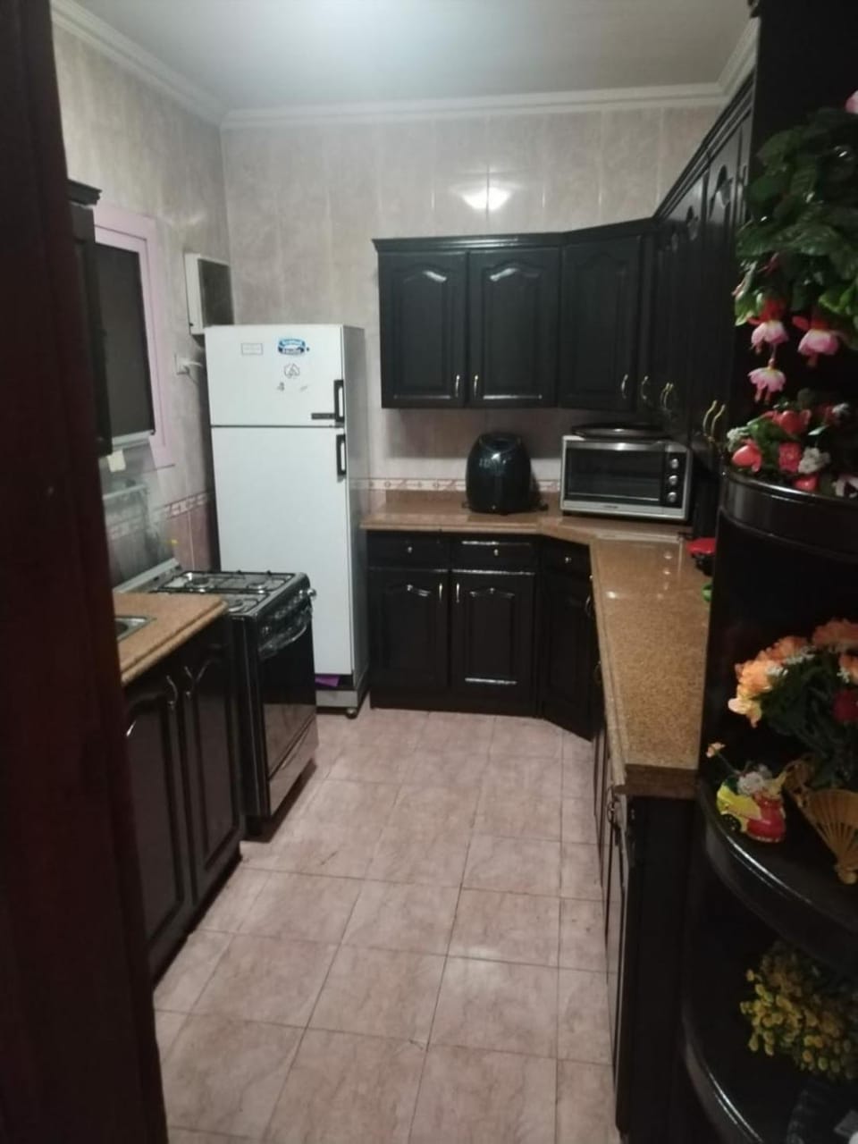 Kitchen or kitchenette, oven, stove