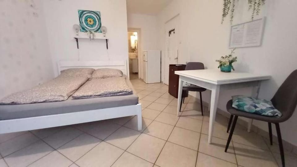 Fortuna Apartman Mini Apartment in Hungary