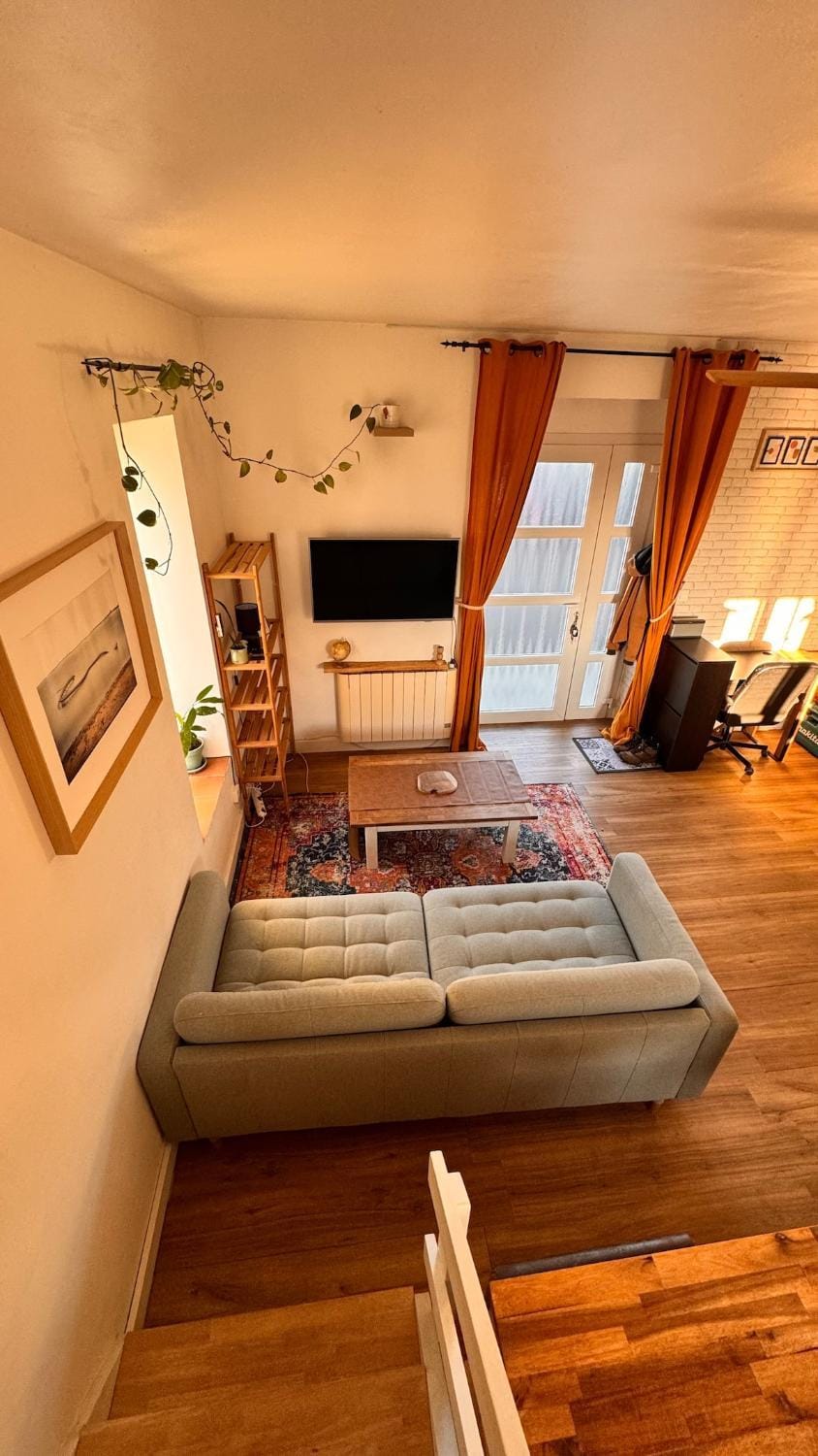 Communal lounge/ TV room