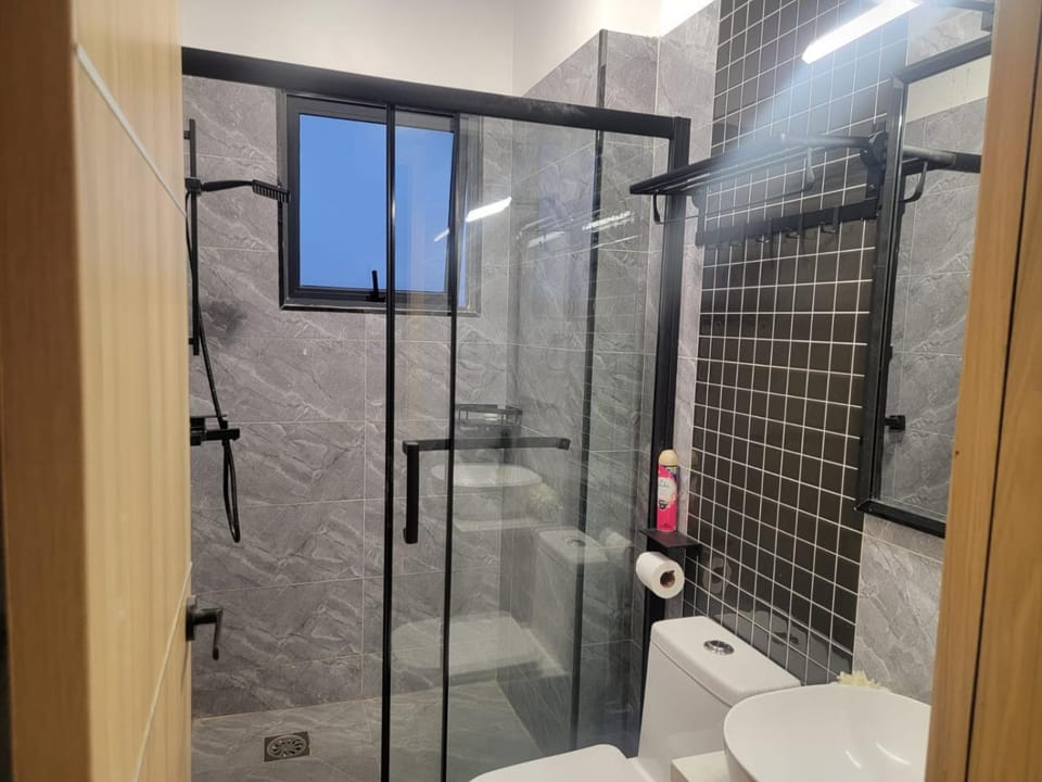 classy tastefully furnished executive three bedroom apartment with fully equipped gym ample parking space swimming pool children playing ground and amazing scenic views Apartment in Nairobi County