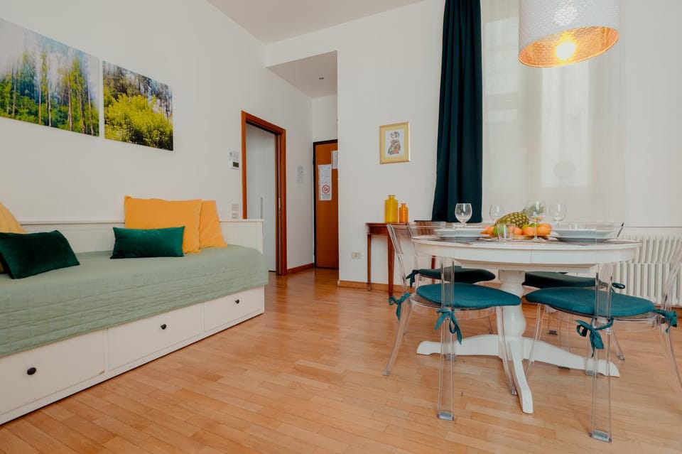 Bed, Living room, Dining area