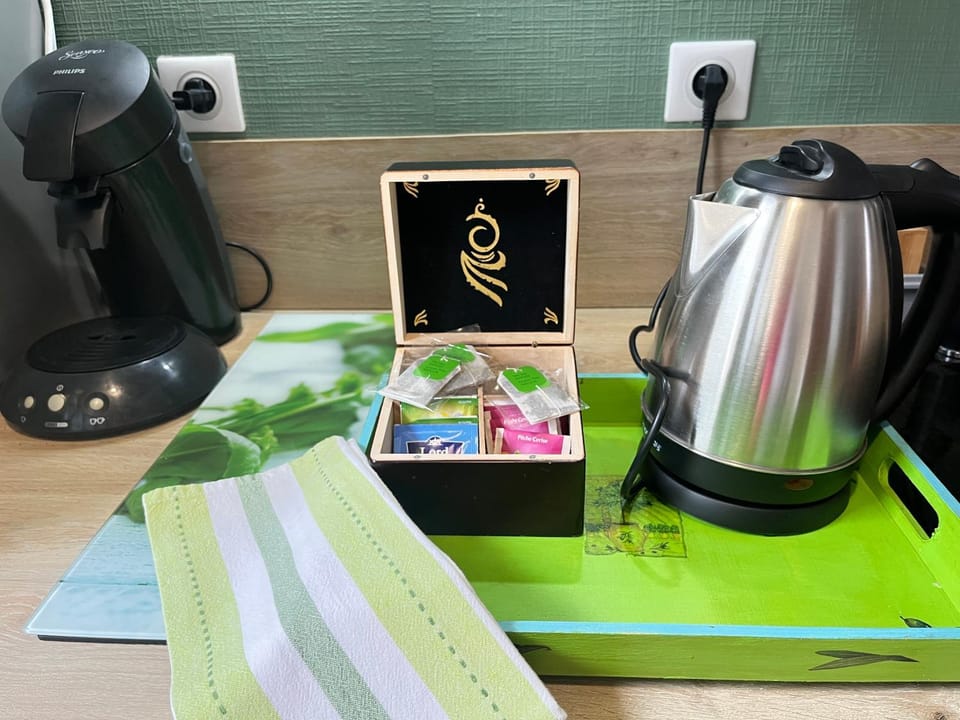 Coffee/tea facilities, Kitchen or kitchenette, toaster
