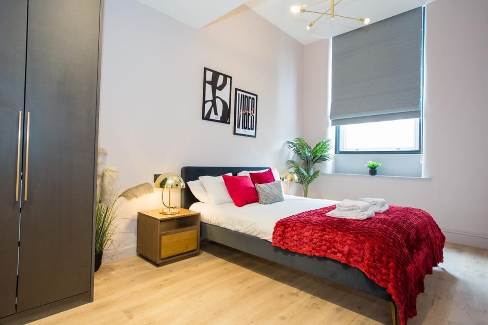 Bed, Photo of the whole room, Bedroom, towels, wardrobe