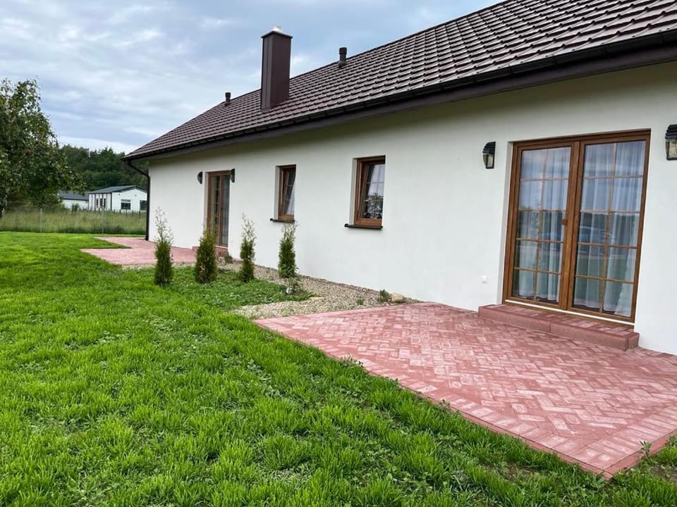 Property building, Natural landscape, Garden, Garden view