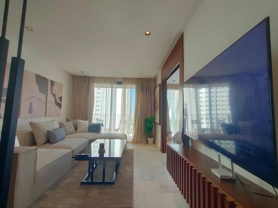Beautiful Apartment, Great Location, Fiber Optic Apartment in Casablanca