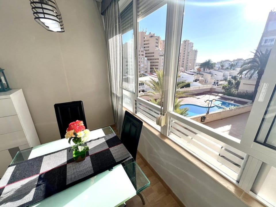View (from property/room), Balcony/Terrace, Dining area, Pool view