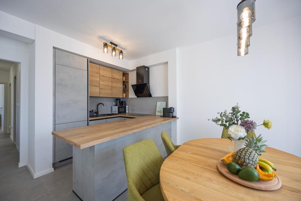 NU Sea View Apartment in Podstrana
