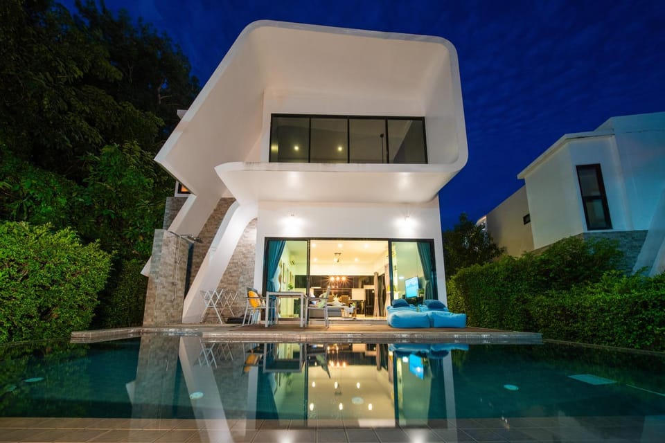 澜近 竹隐墅 Nai Han Waves Edge Retreat Villa in Rawai
