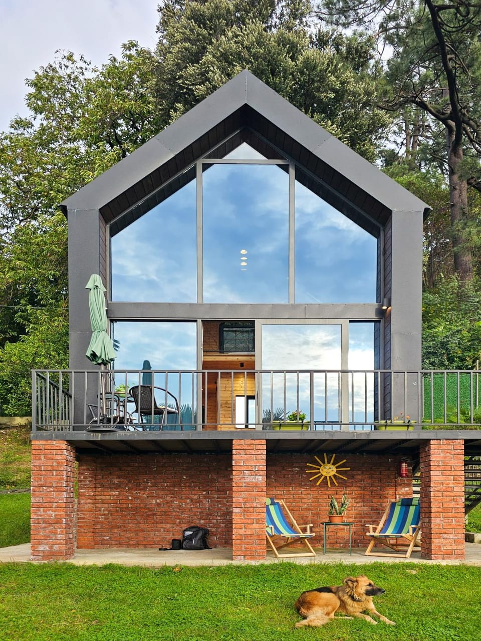 Property building, View (from property/room), Balcony/Terrace, Garden view