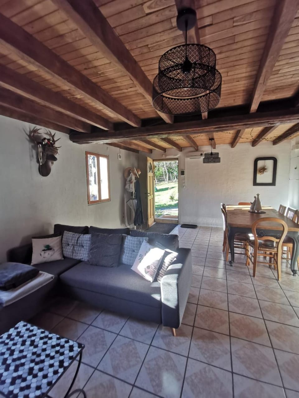 LA MIELLERIE MAISON ENTIERE 10 pers ISSOR House in Nouvelle-Aquitaine
