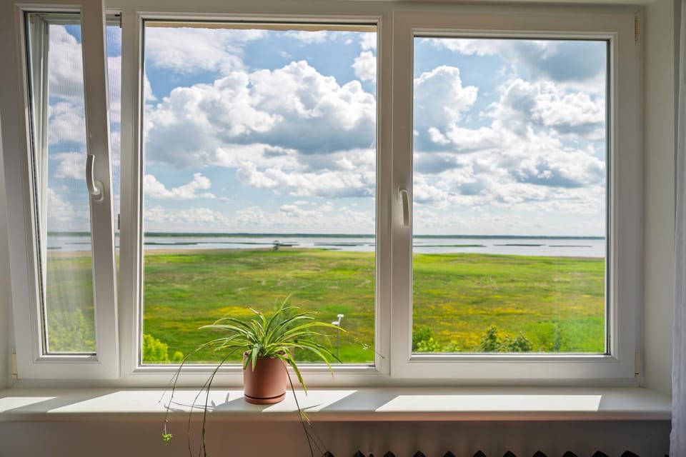 Neighbourhood, View (from property/room), View (from property/room), Living room, Lake view, Lake view
