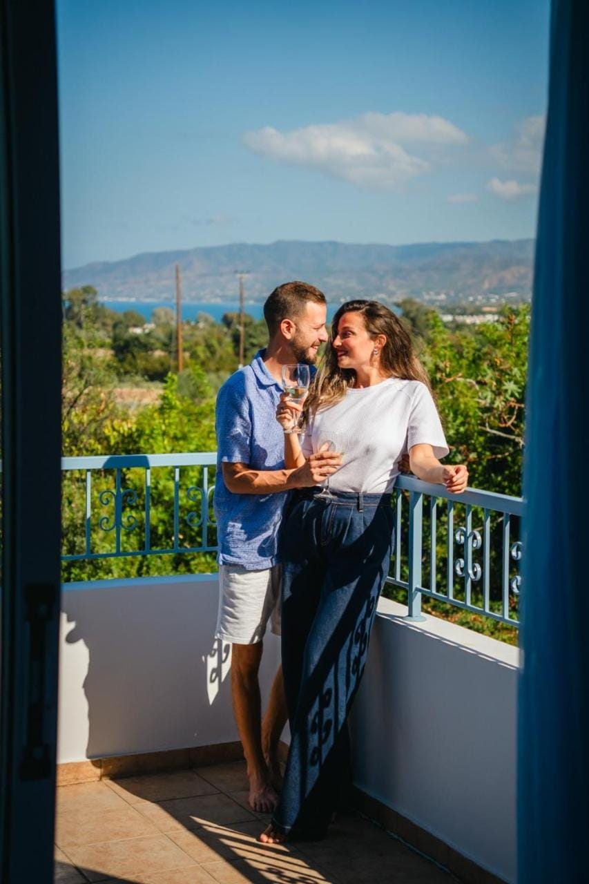Day, People, View (from property/room), Balcony/Terrace, Guests, Mountain view, Sea view, Family