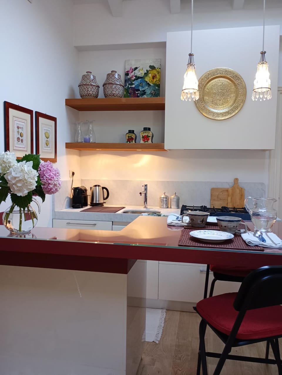 Kitchen or kitchenette