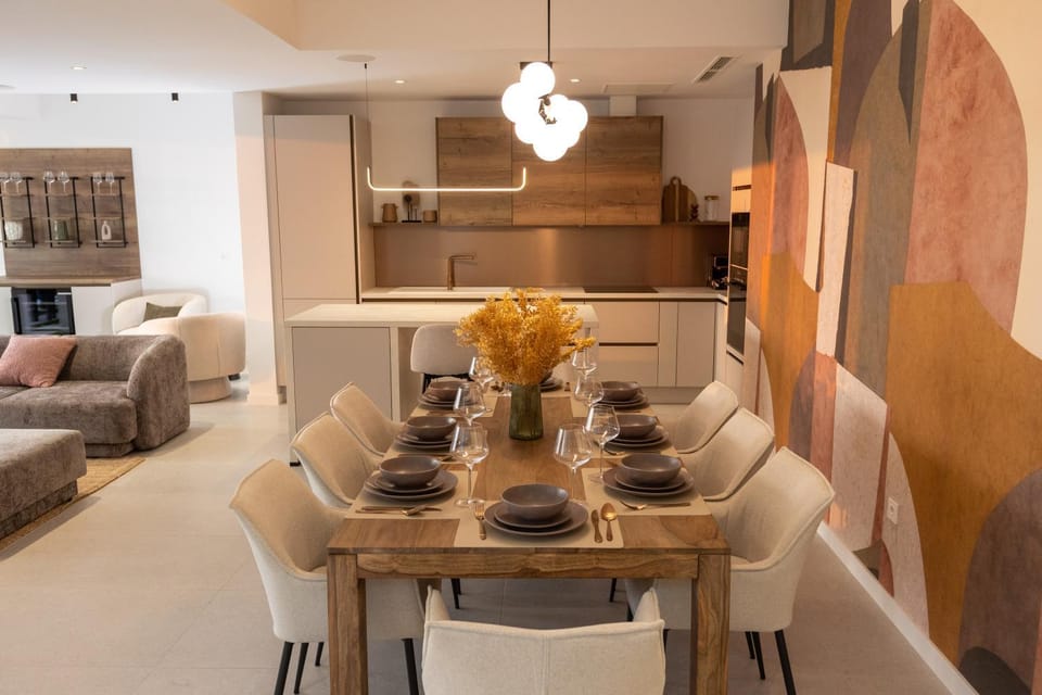 Lounge or bar