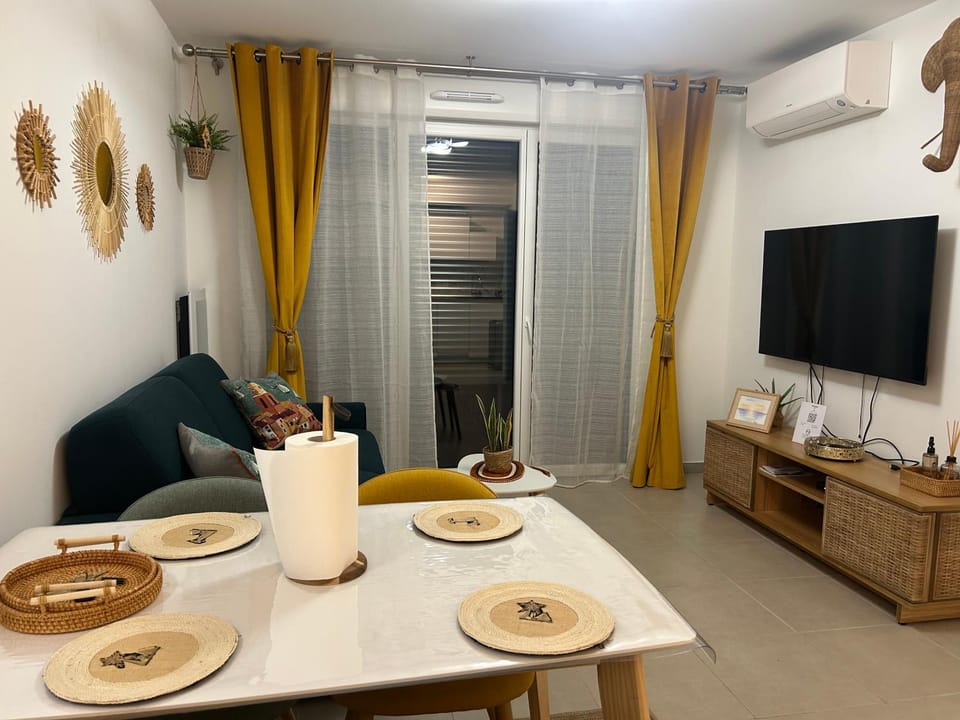 T2 Neuf Tout Confort avec Terrasse, au Calme - Proche Marché Libération Apartment in Nice