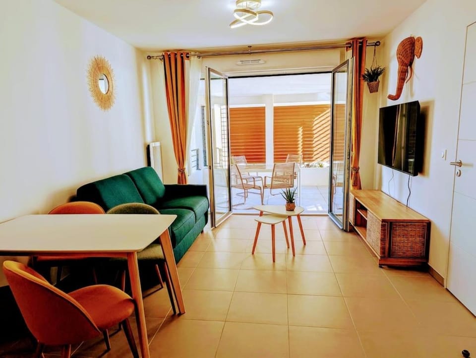T2 Neuf Tout Confort avec Terrasse, au Calme - Proche Marché Libération Apartment in Nice