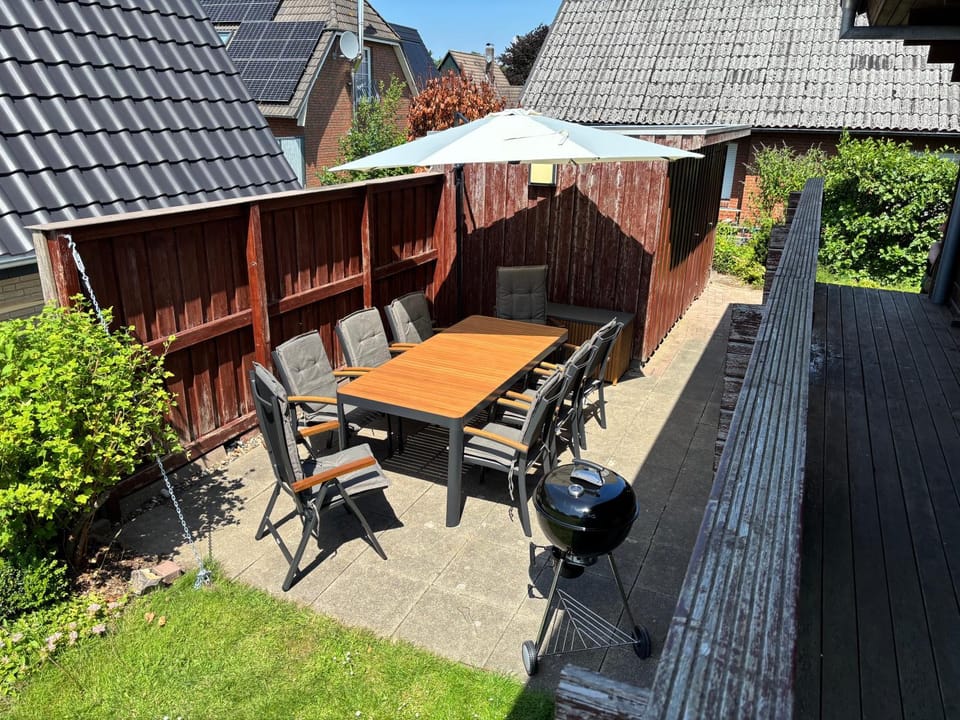 BBQ facilities, Balcony/Terrace, Dining area