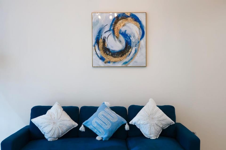 Living room, Decorative detail, Seating area