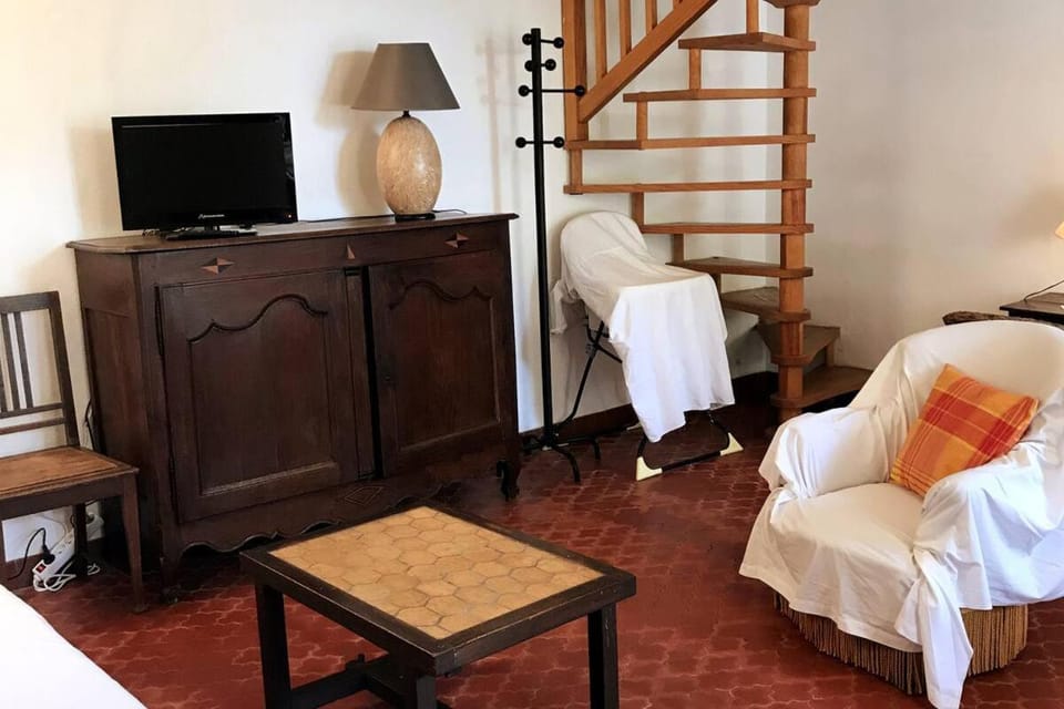 Le Gîte Saint Andre House in Occitanie