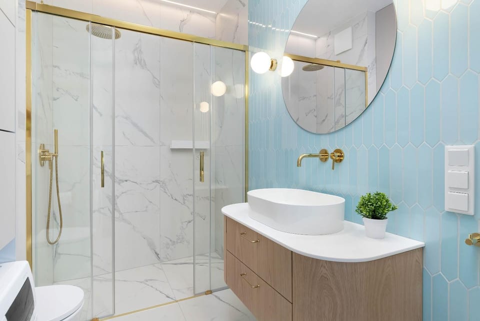 Shower, Toilet, Bathroom